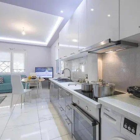 Σπίτι διακοπών Modern Fully-equipped House, 5 Min Walk From Metro Αθήνα