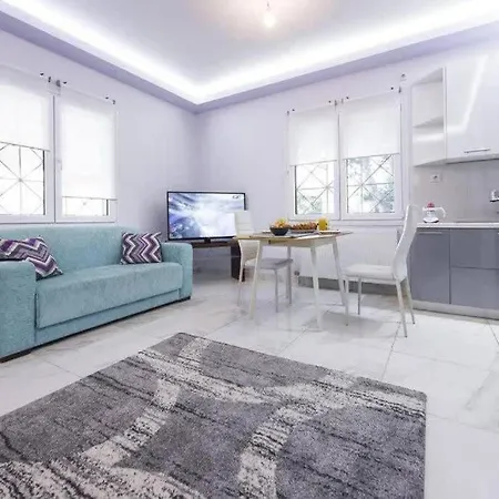 Σπίτι διακοπών Modern Fully-equipped House, 5 Min Walk From Metro Αθήνα